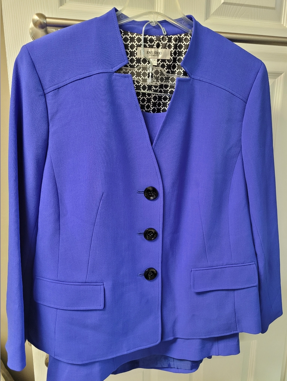 Suit